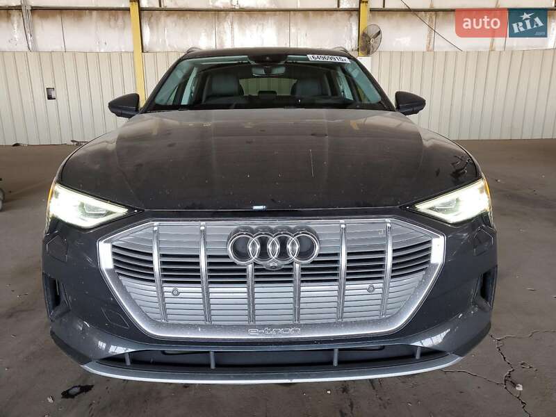 Позашляховик / Кросовер Audi e-tron 2019 в Львові
