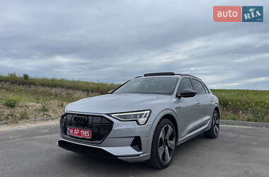 Audi e-tron 2022