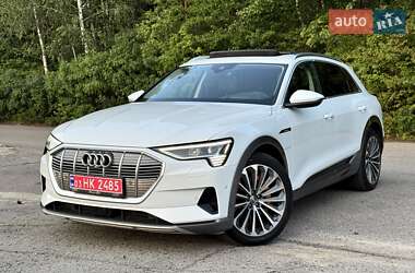 Внедорожник / Кроссовер Audi e-tron 2019 в 