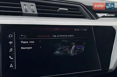Внедорожник / Кроссовер Audi e-tron 2020 в 