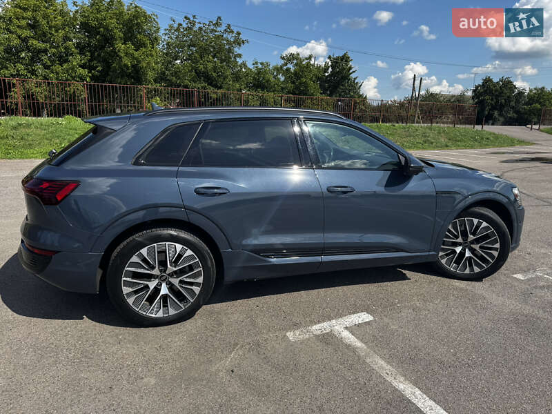 Внедорожник / Кроссовер Audi e-tron 2023 в Луцке