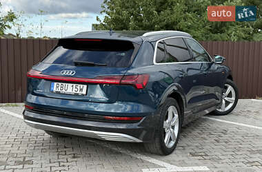 Внедорожник / Кроссовер Audi e-tron 2020 в 