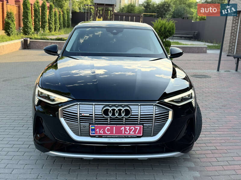Позашляховик / Кросовер Audi e-tron 2023 в Хмельницькому