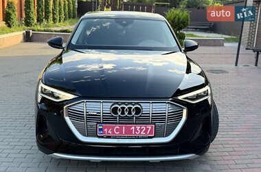 Внедорожник / Кроссовер Audi e-tron 2023 в 