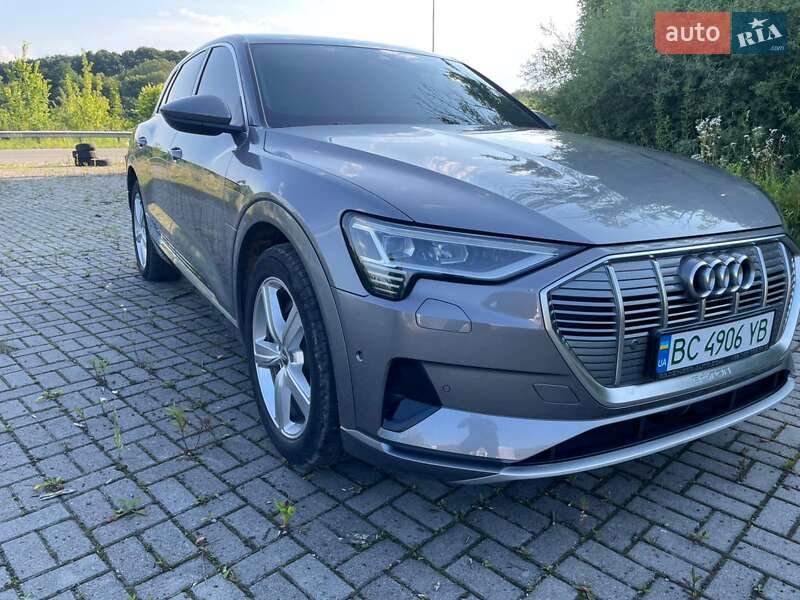 Внедорожник / Кроссовер Audi e-tron 2019 в Львове