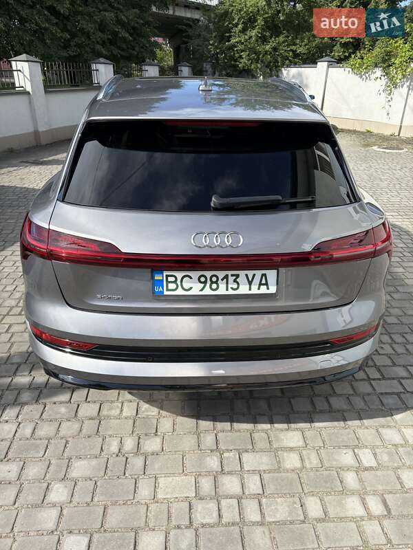 Позашляховик / Кросовер Audi e-tron 2019 в Дрогобичі