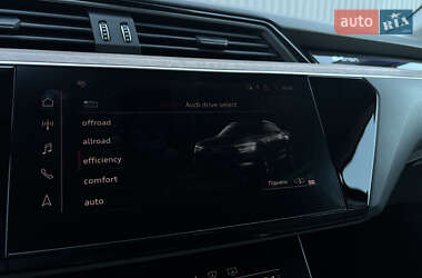 Внедорожник / Кроссовер Audi e-tron 2019 в 