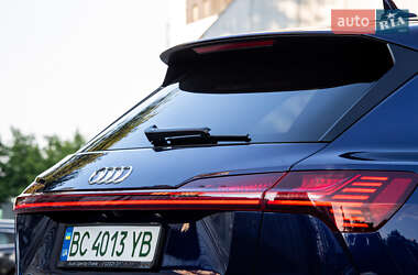 Внедорожник / Кроссовер Audi e-tron 2020 в 