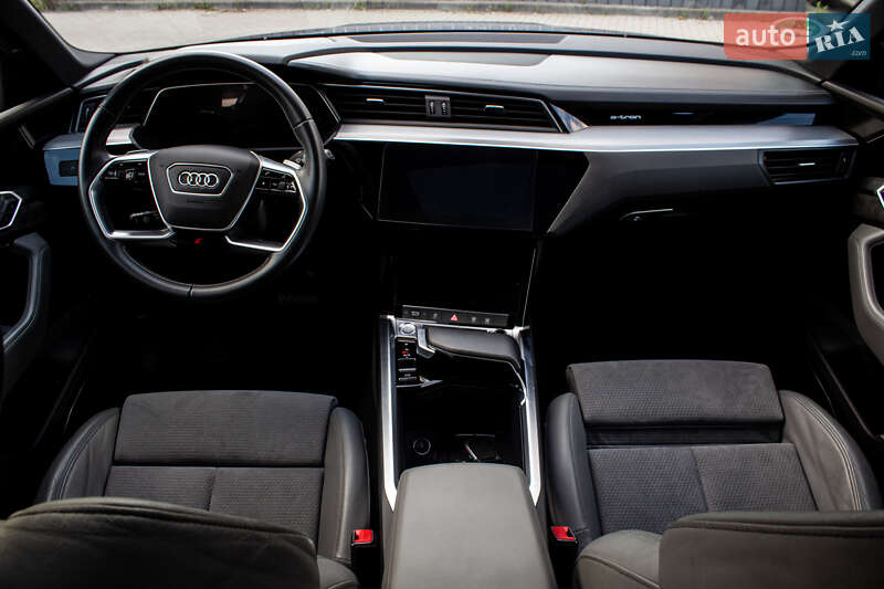 Внедорожник / Кроссовер Audi e-tron 2020 в Львове