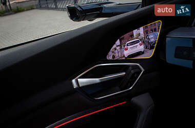 Внедорожник / Кроссовер Audi e-tron 2020 в 