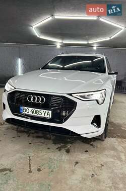 Audi e-tron 2019