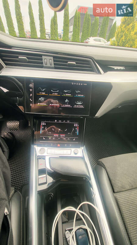 Внедорожник / Кроссовер Audi e-tron 2020 в Львове
