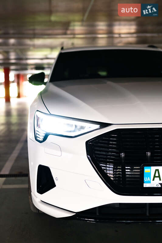 Внедорожник / Кроссовер Audi e-tron 2019 в Переяславе фото 8 Внедорожник / Кроссовер Audi e-tron 2019 в Переяславе