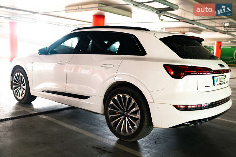 Внедорожник / Кроссовер Audi e-tron 2019 в Переяславе фото 9 Внедорожник / Кроссовер Audi e-tron 2019 в Переяславе