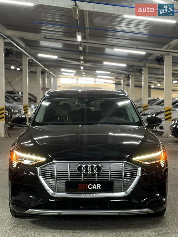 Позашляховик / Кросовер Audi e-tron 2019 в Одесі