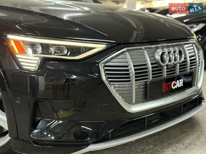 Позашляховик / Кросовер Audi e-tron 2019 в Одесі