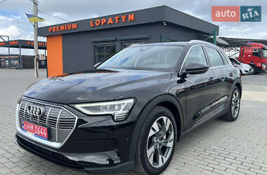 Позашляховик / Кросовер Audi e-tron 2019 в Лопатині