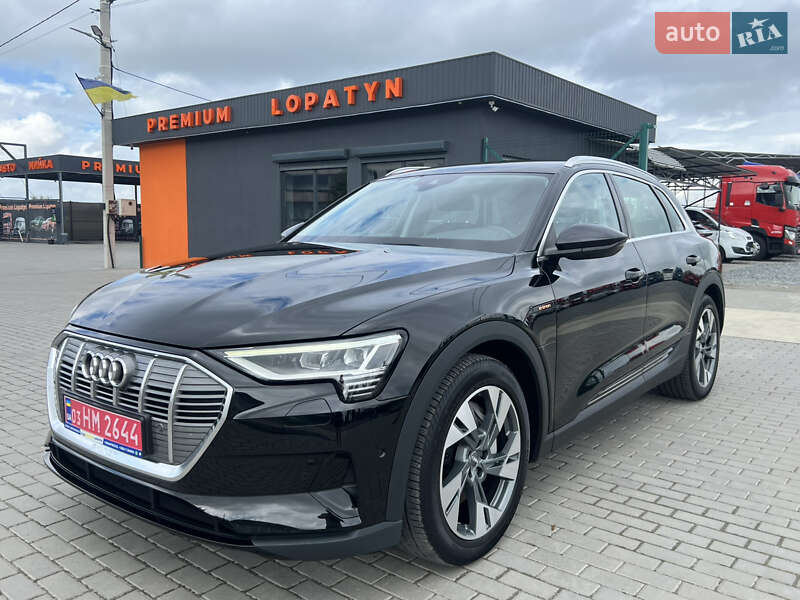 Внедорожник / Кроссовер Audi e-tron 2019 в 