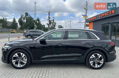 Внедорожник / Кроссовер Audi e-tron 2019 в 