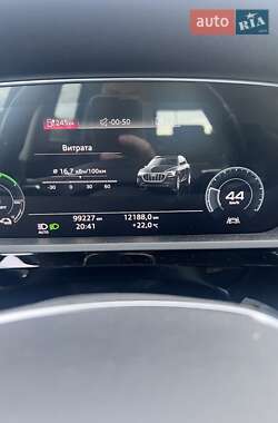 Внедорожник / Кроссовер Audi e-tron 2019 в 