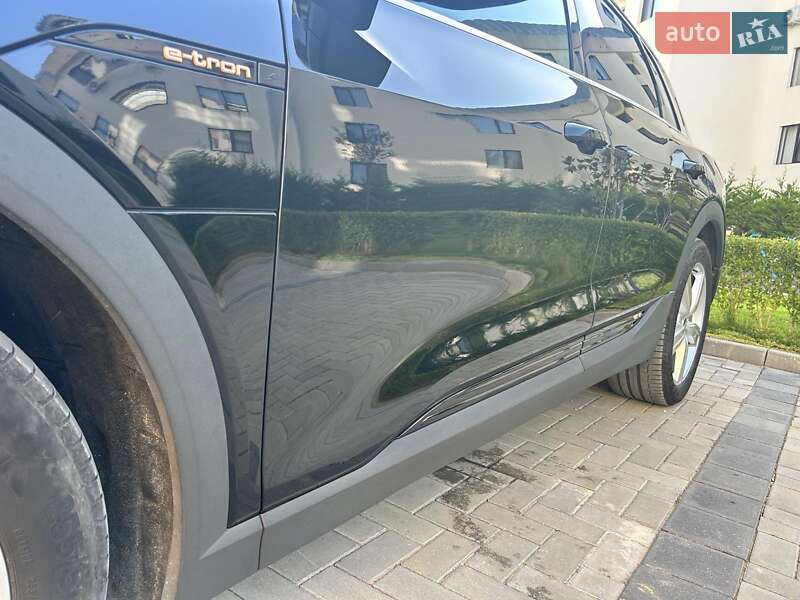 Внедорожник / Кроссовер Audi e-tron 2021 в Одессе фото 8 Внедорожник / Кроссовер Audi e-tron 2021 в Одессе