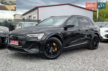 Audi e-tron 2022