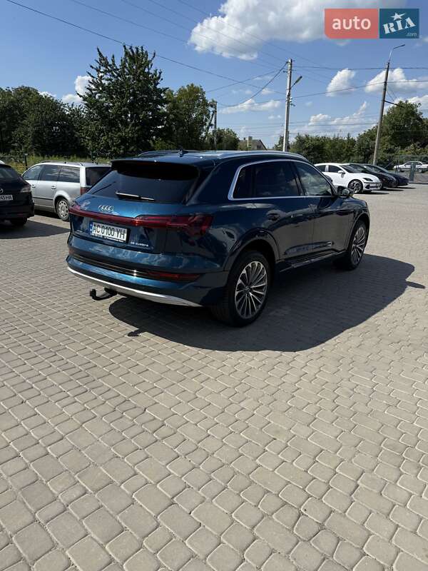 Внедорожник / Кроссовер Audi e-tron 2019 в Луцке