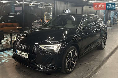 Внедорожник / Кроссовер Audi e-tron 2021 в Киеве
