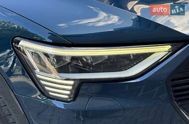 Внедорожник / Кроссовер Audi e-tron 2020 в 