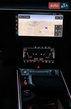 Внедорожник / Кроссовер Audi e-tron 2019 в 
