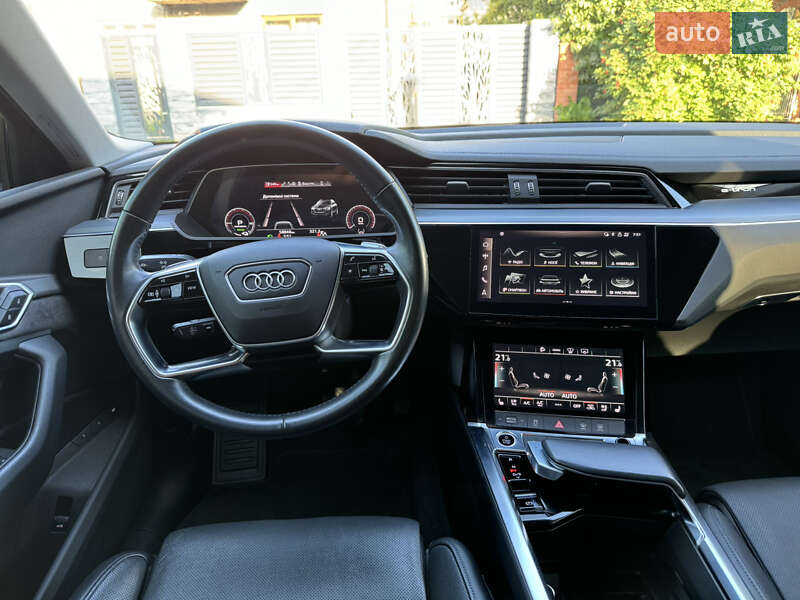 Внедорожник / Кроссовер Audi e-tron 2021 в Львове