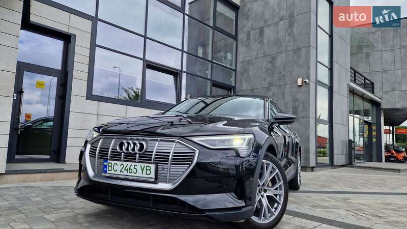 Внедорожник / Кроссовер Audi e-tron 2020 в 