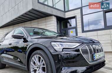 Внедорожник / Кроссовер Audi e-tron 2020 в 