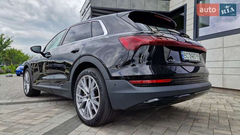 Позашляховик / Кросовер Audi e-tron 2020 в Луцьку