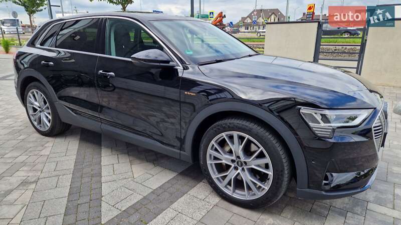 Позашляховик / Кросовер Audi e-tron 2020 в Луцьку