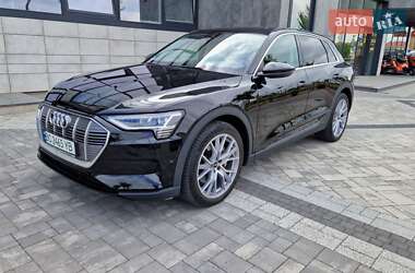 Внедорожник / Кроссовер Audi e-tron 2020 в 