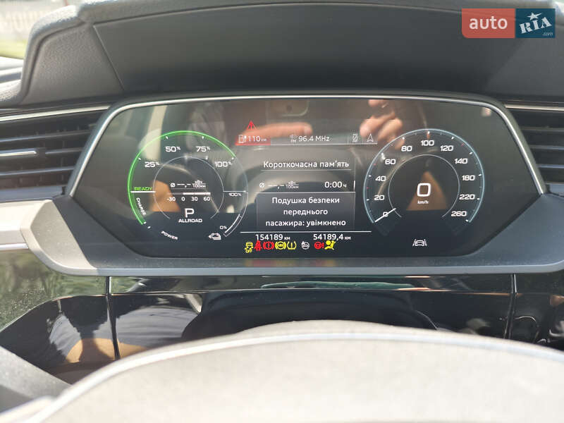 Позашляховик / Кросовер Audi e-tron 2020 в Києві