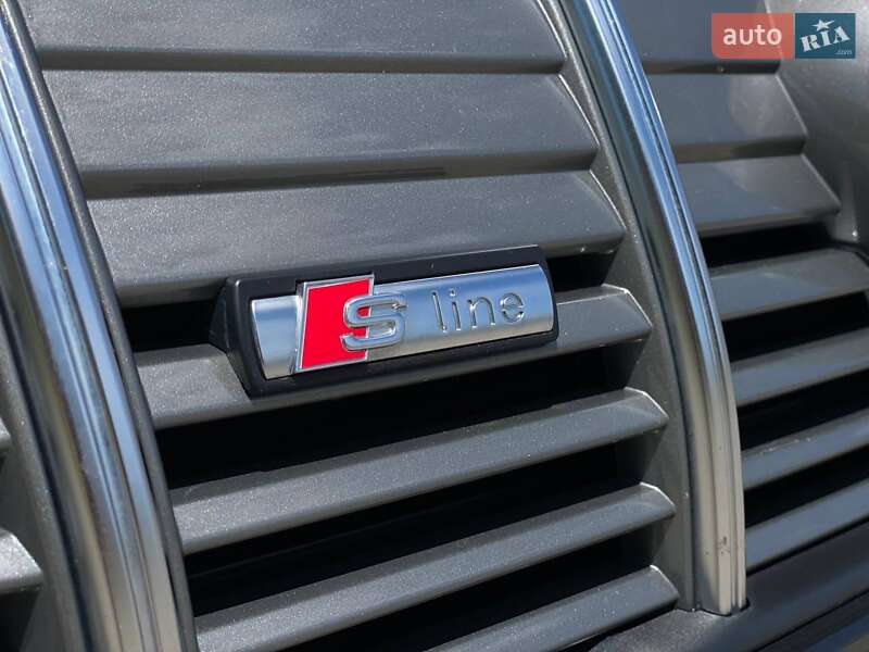 Внедорожник / Кроссовер Audi e-tron 2021 в Киеве