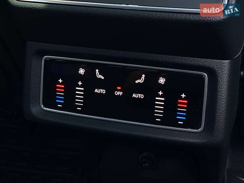 Внедорожник / Кроссовер Audi e-tron 2021 в Киеве