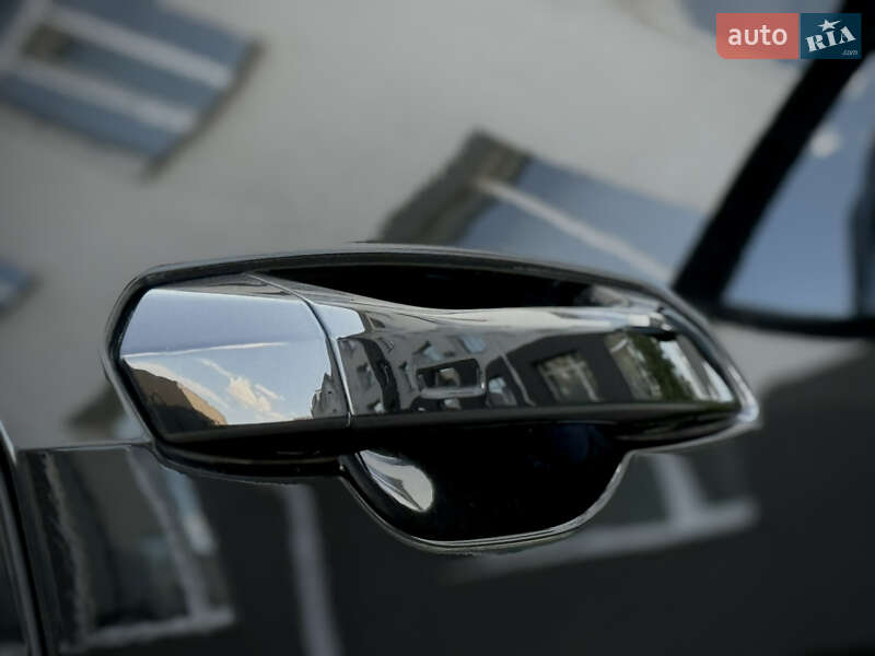 Внедорожник / Кроссовер Audi e-tron 2022 в Луцке