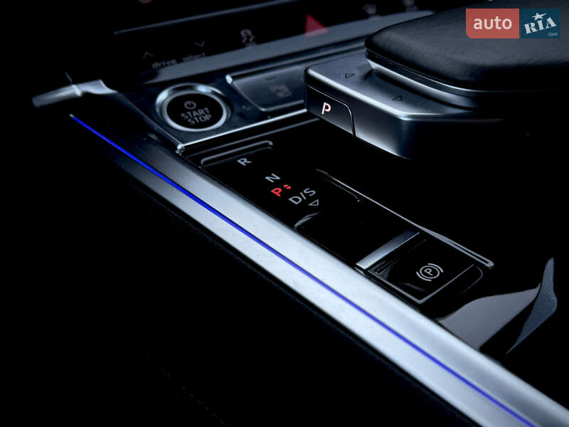 Внедорожник / Кроссовер Audi e-tron 2022 в Луцке