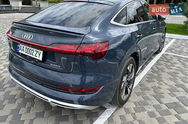 Внедорожник / Кроссовер Audi e-tron 2020 в 