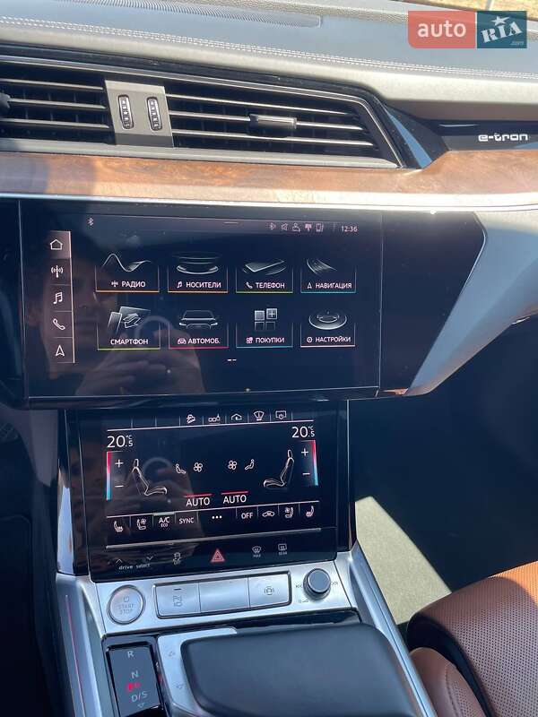 Внедорожник / Кроссовер Audi e-tron 2019 в Одессе фото 11 Внедорожник / Кроссовер Audi e-tron 2019 в Одессе