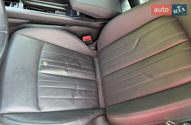 Внедорожник / Кроссовер Audi e-tron 2019 в 