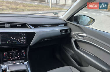 Внедорожник / Кроссовер Audi e-tron 2019 в Виннице