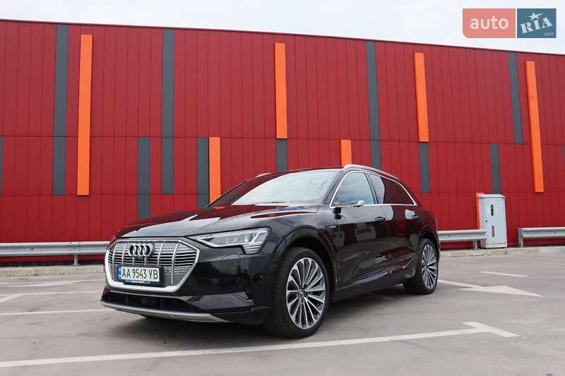 Позашляховик / Кросовер Audi e-tron 2019 в Києві фото 9 Позашляховик / Кросовер Audi e-tron 2019 в Києві