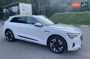 Audi e-tron 2019