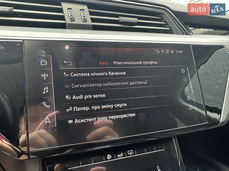 Внедорожник / Кроссовер Audi e-tron 2019 в Киеве