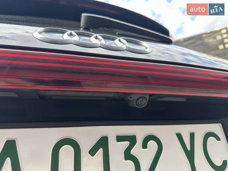 Внедорожник / Кроссовер Audi e-tron 2019 в Киеве
