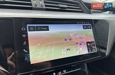 Внедорожник / Кроссовер Audi e-tron 2019 в 